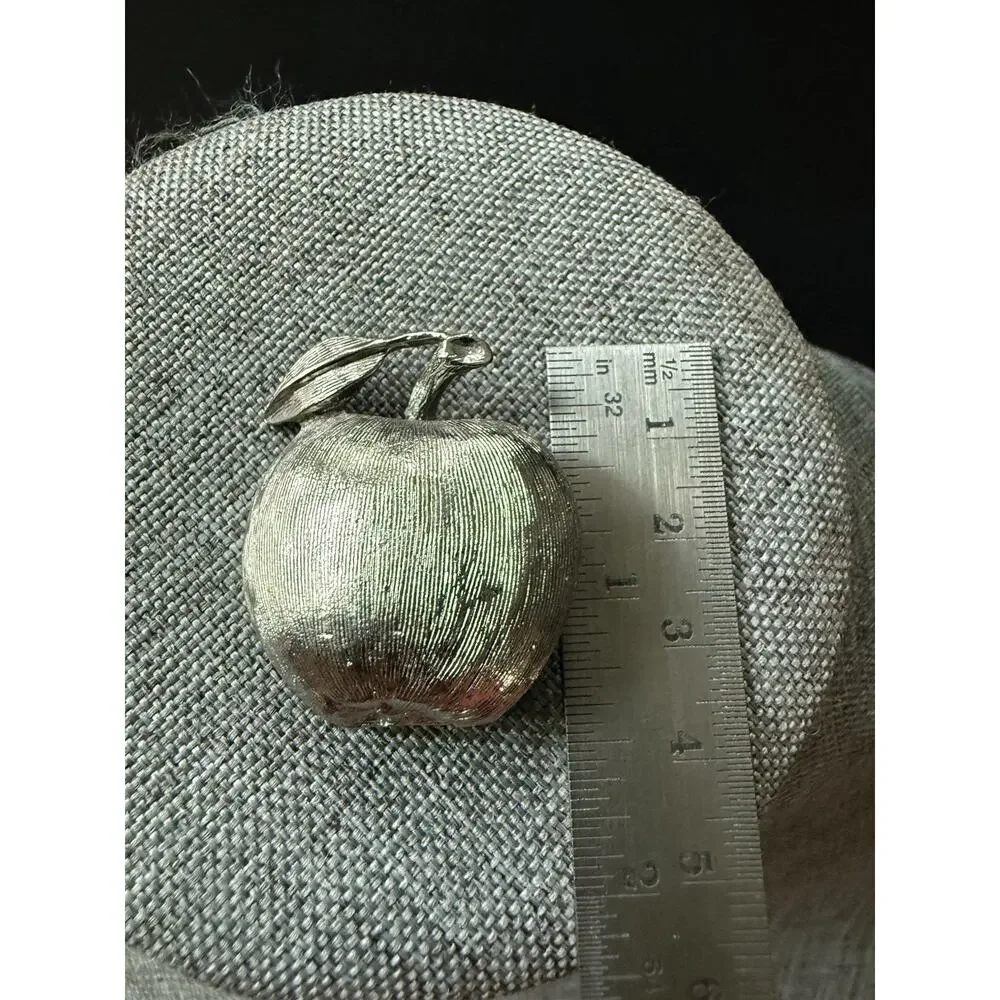 Vintage Apple Matte Brushed Scarf Pin Brooch Silver Tone Teacher Art To Wear